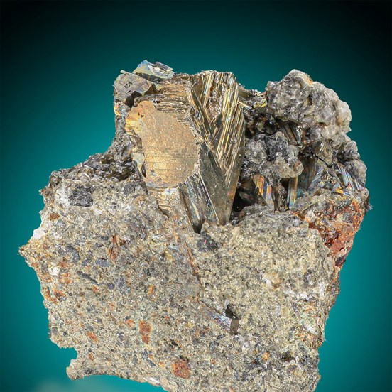 Cubanite-Henderson No. 2 Mine | Chibougamau Mining District | Nord-du-Québec | Québec | Canada